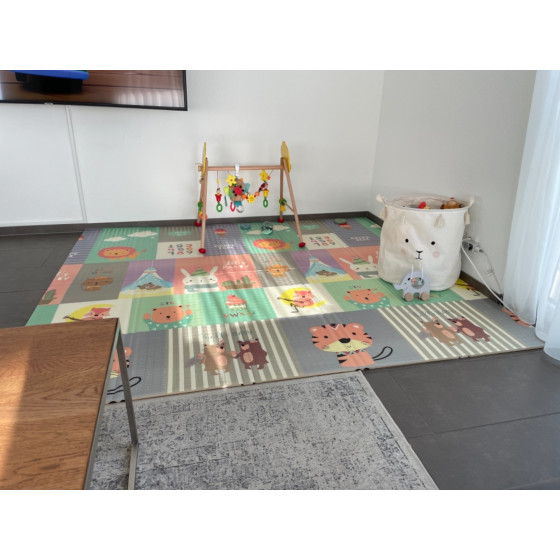 Топлоизолационно детско килимче 180x200х1см - модел Мече и горски животни - Купи сега