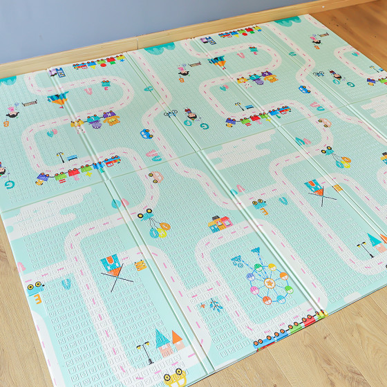 Двустранна сгъваема подложка за игра от XPE пяна 180x200x1cm - Жираф и Писта с ВЛАКЧЕТА - Купи сега