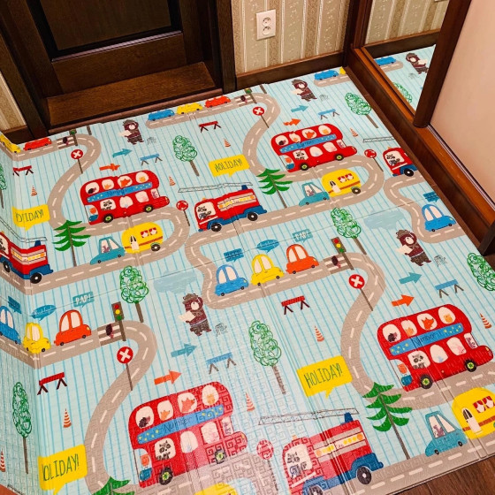 Топлоизолираща сгъваема постелка за пълзене и игра 150x180x1cm - Купи сега