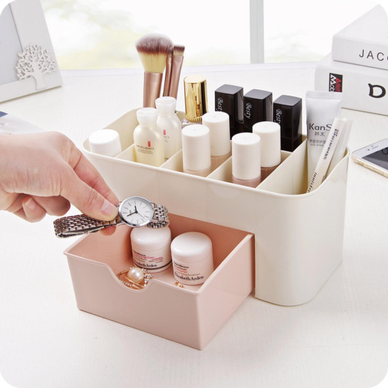 Купете компактен пластмасов органайзер за гримове - модел 2009