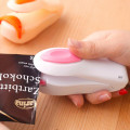 Малка машинка за запечатване на торбички Handy Sealer